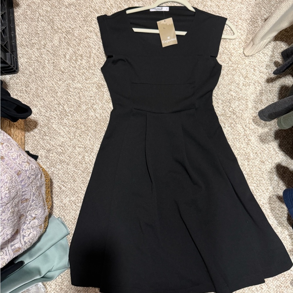 Expected by Lilac black maternity dress
